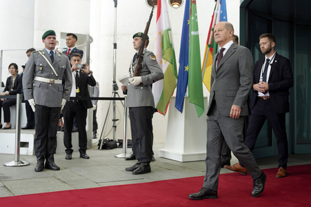 Empfang der Präsidenten von Kasachstan, Kirgisistan, Tadschikistan, Turkmenistan und Usbekistan im Kanzleramt in Berlin