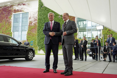Empfang der Präsidenten von Kasachstan, Kirgisistan, Tadschikistan, Turkmenistan und Usbekistan im Kanzleramt in Berlin
