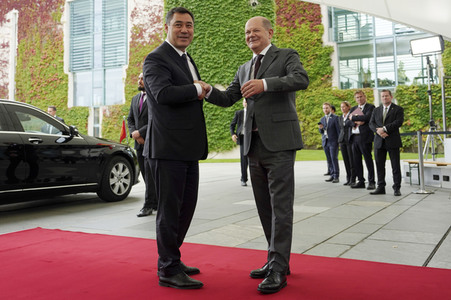 Empfang der Präsidenten von Kasachstan, Kirgisistan, Tadschikistan, Turkmenistan und Usbekistan im Kanzleramt in Berlin