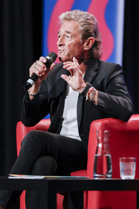 Hendrikje Balsmeyer und Peter Maffay auf der lit.Cologne Spezial 2023 in Köln