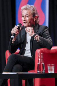 Hendrikje Balsmeyer und Peter Maffay auf der lit.Cologne Spezial 2023 in Köln