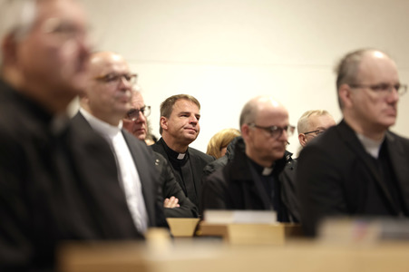 Gedächtnisgottesdienst der Deutschen Bischofskonferenz in Wiesbaden