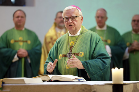 Gedächtnisgottesdienst der Deutschen Bischofskonferenz in Wiesbaden