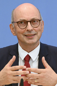 Bundespressekonferenz Neuordnung von BZgA und RKI in Berlin