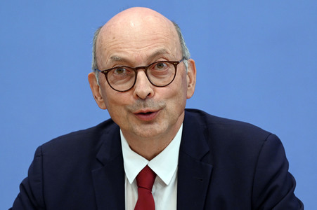 Bundespressekonferenz Neuordnung von BZgA und RKI in Berlin