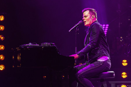 Konzert von One Vision of Queen feat. Marc Martel in Erfurt