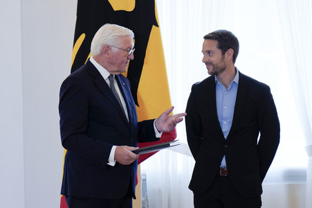 Verleihung des Verdienstordens der Bundesrepublik Deutschland in Berlin