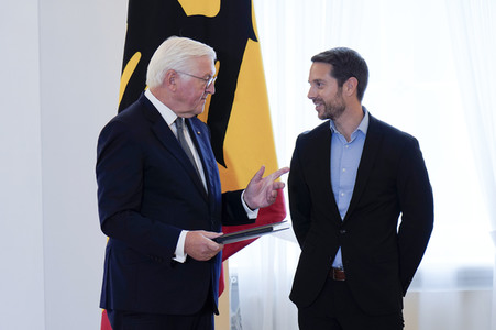 Verleihung des Verdienstordens der Bundesrepublik Deutschland in Berlin