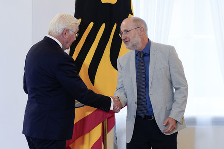 Verleihung des Verdienstordens der Bundesrepublik Deutschland in Berlin