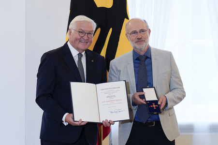 Verleihung des Verdienstordens der Bundesrepublik Deutschland in Berlin