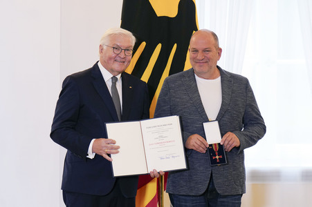 Verleihung des Verdienstordens der Bundesrepublik Deutschland in Berlin