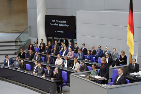 127. Sitzung des Deutschen Bundestages in Berlin