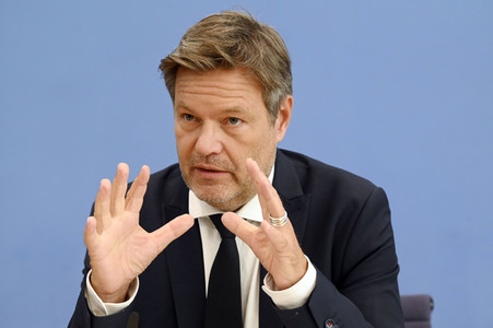 Bundespressekonferenz Vorstellung der Herbstprojektion der Bundesregierung in Berlin