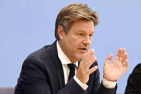 Bundespressekonferenz Vorstellung der Herbstprojektion der Bundesregierung in Berlin