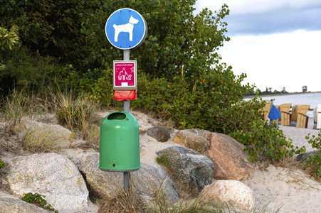 Symbolfoto Hundeschild