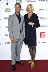 Goldene Bild der Frau 2023 in Hamburg