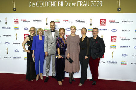 Goldene Bild der Frau 2023 in Hamburg