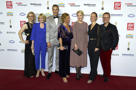 Goldene Bild der Frau 2023 in Hamburg