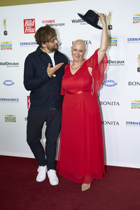 Goldene Bild der Frau 2023 in Hamburg