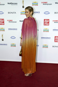 Goldene Bild der Frau 2023 in Hamburg