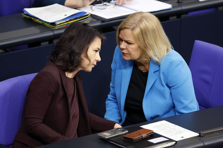 128. Sitzung des Deutschen Bundestages in Berlin