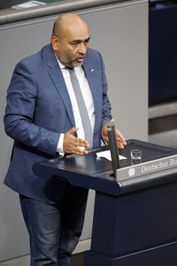 128. Sitzung des Deutschen Bundestages in Berlin