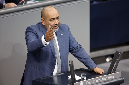 128. Sitzung des Deutschen Bundestages in Berlin