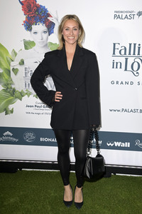 Weltpremiere der 'Falling In Love' Grand Show 2023 in Berlin