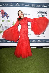 Weltpremiere der 'Falling In Love' Grand Show 2023 in Berlin