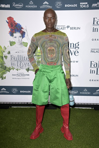 Weltpremiere der 'Falling In Love' Grand Show 2023 in Berlin
