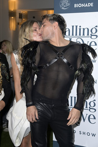 Weltpremiere der 'Falling In Love' Grand Show 2023 in Berlin