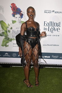 Weltpremiere der 'Falling In Love' Grand Show 2023 in Berlin