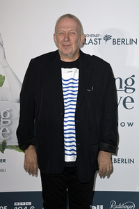 Weltpremiere der 'Falling In Love' Grand Show 2023 in Berlin