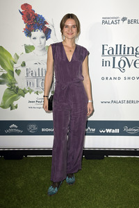Weltpremiere der 'Falling In Love' Grand Show 2023 in Berlin