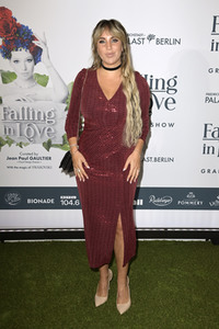 Weltpremiere der 'Falling In Love' Grand Show 2023 in Berlin