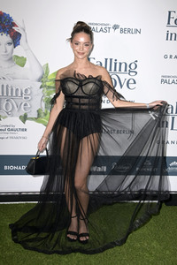 Weltpremiere der 'Falling In Love' Grand Show 2023 in Berlin