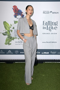 Weltpremiere der 'Falling In Love' Grand Show 2023 in Berlin