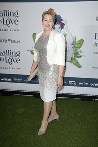 Weltpremiere der 'Falling In Love' Grand Show 2023 in Berlin