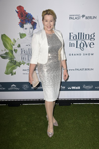Weltpremiere der 'Falling In Love' Grand Show 2023 in Berlin