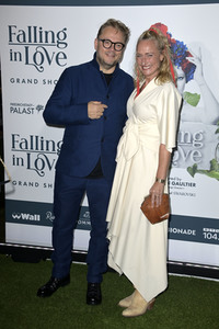 Weltpremiere der 'Falling In Love' Grand Show 2023 in Berlin