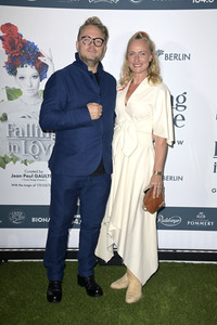 Weltpremiere der 'Falling In Love' Grand Show 2023 in Berlin