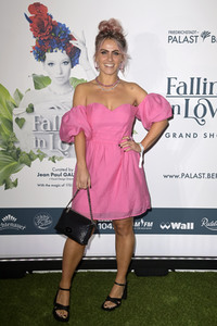 Weltpremiere der 'Falling In Love' Grand Show 2023 in Berlin