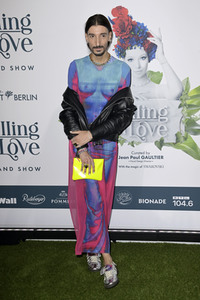Weltpremiere der 'Falling In Love' Grand Show 2023 in Berlin