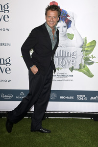 Weltpremiere der 'Falling In Love' Grand Show 2023 in Berlin