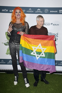 Weltpremiere der 'Falling In Love' Grand Show 2023 in Berlin