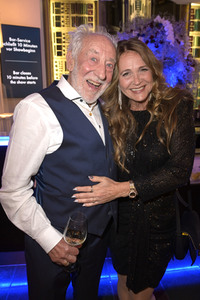 Weltpremiere der 'Falling In Love' Grand Show 2023 in Berlin