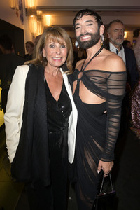 Weltpremiere der 'Falling In Love' Grand Show 2023 in Berlin