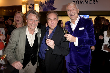 Weltpremiere der 'Falling In Love' Grand Show 2023 in Berlin