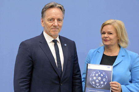 Bundespressekonferenz Bundeslagebild zur Organisierten Kriminalität 2022 in Berlin