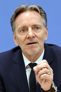 Bundespressekonferenz Bundeslagebild zur Organisierten Kriminalität 2022 in Berlin